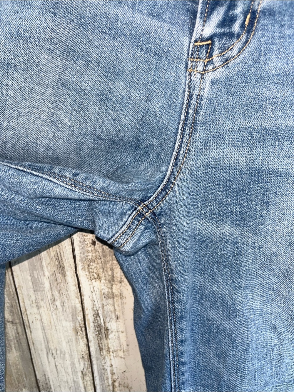 American Eagle Super High Rise Baggy Wide Leg Jeans Medium Wash Size 4 - Picture 6 of 10